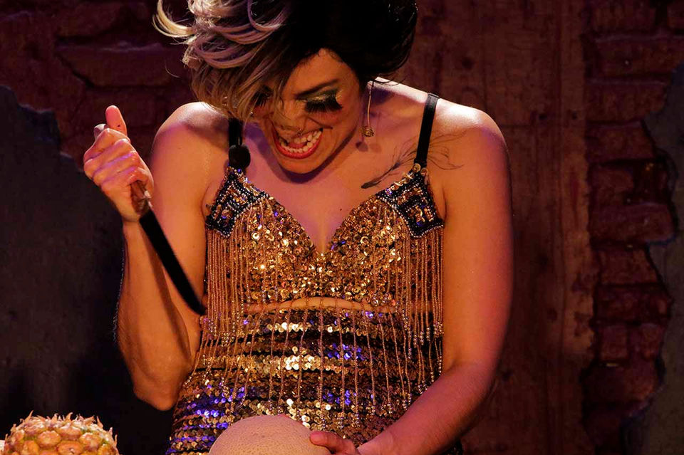 Disfruta la Fruta stage